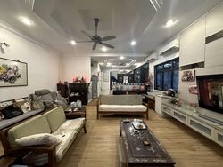 Phillips Avenue (D19), Semi-Detached #571884311